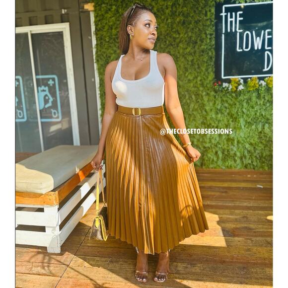 ZARA High-Waisted Whiskey Brown Pleated Midi Skirt NWT - Picture 9 of 16